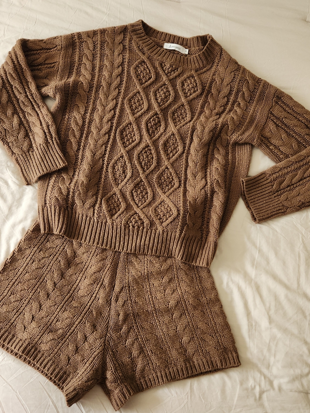Cable Knit Sweater & Shorts Set - Brown